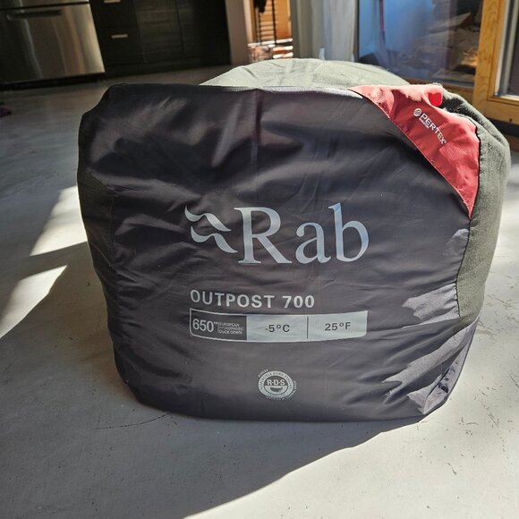 RAB Outpost 700 Sleeping bag left zip - Picture 4 of 7